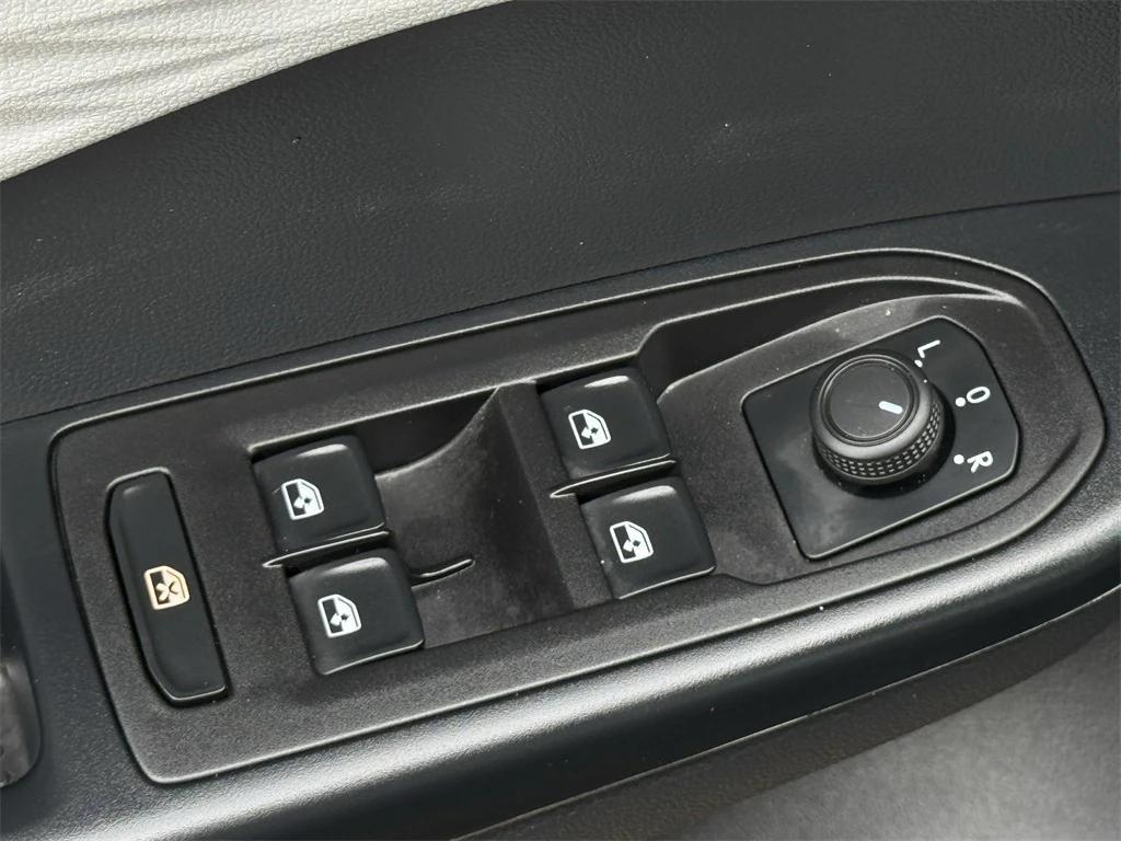 used 2024 Volkswagen Taos car, priced at $16,591