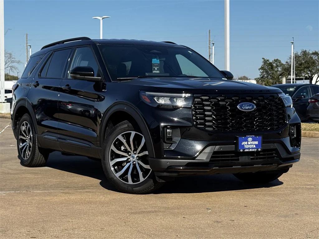 used 2025 Ford Explorer car, priced at $36,491