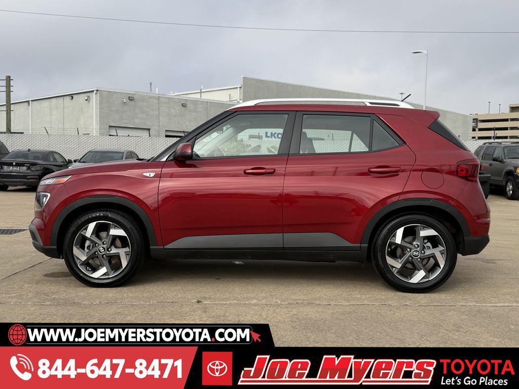 used 2025 Hyundai Venue car, priced at $18,391