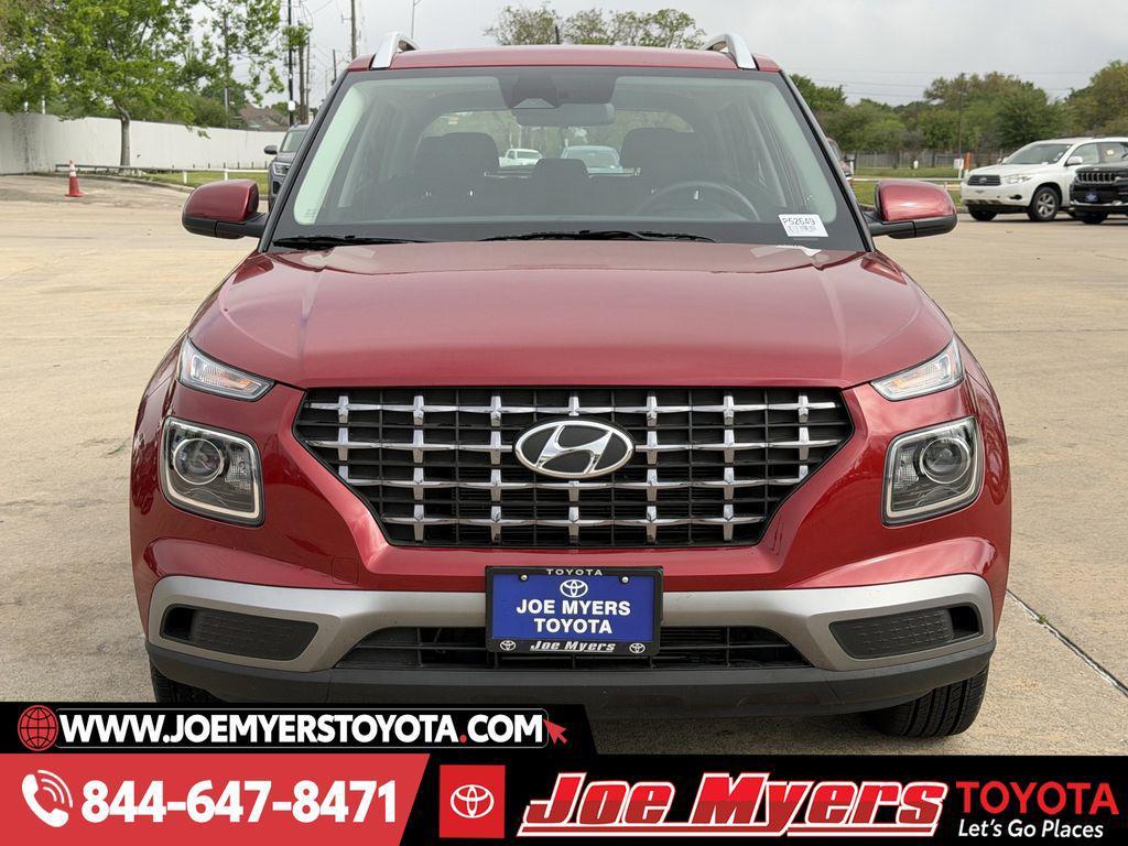 used 2025 Hyundai Venue car, priced at $18,391