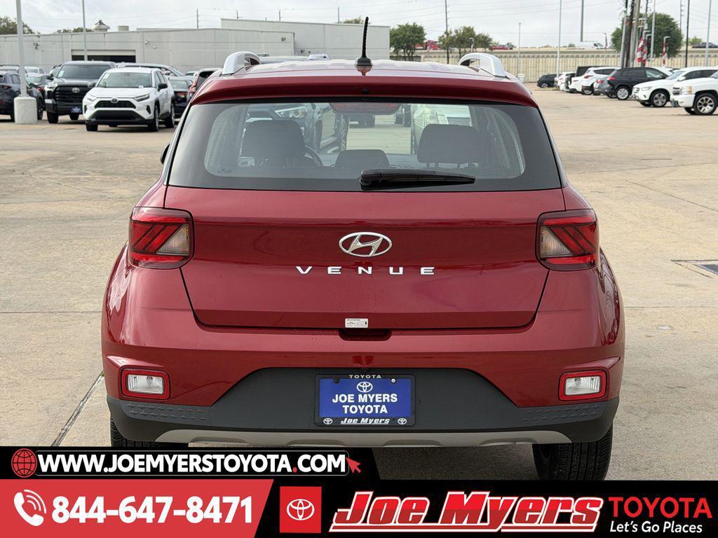 used 2025 Hyundai Venue car, priced at $18,391
