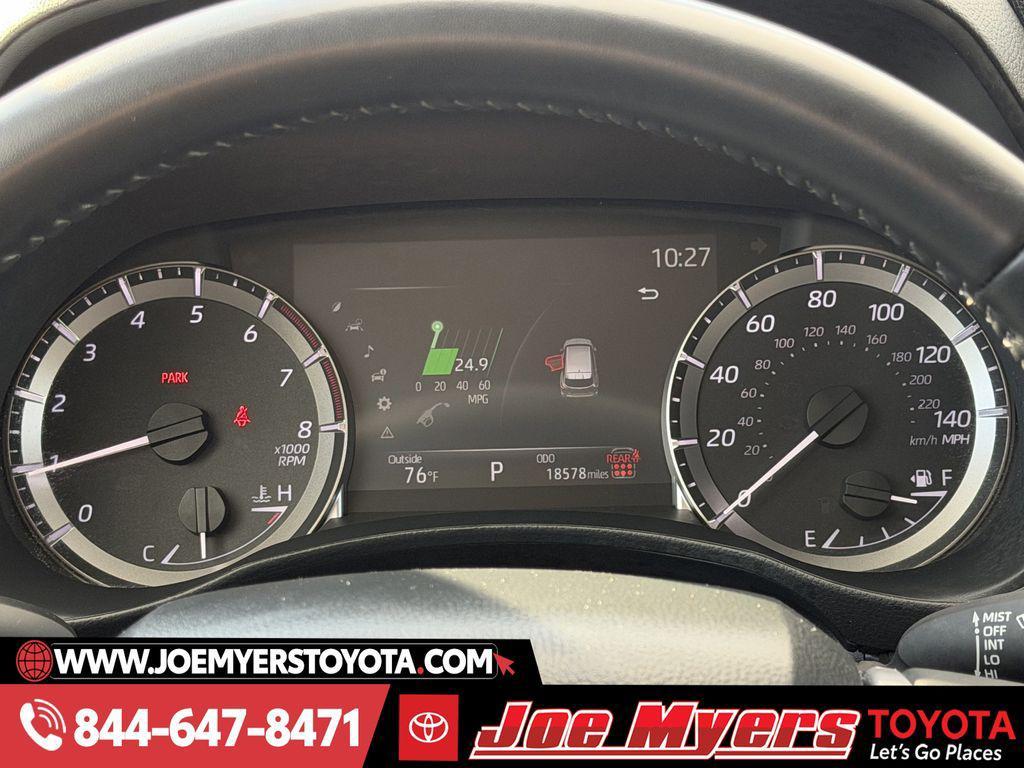 used 2025 Toyota Highlander car, priced at $36,480