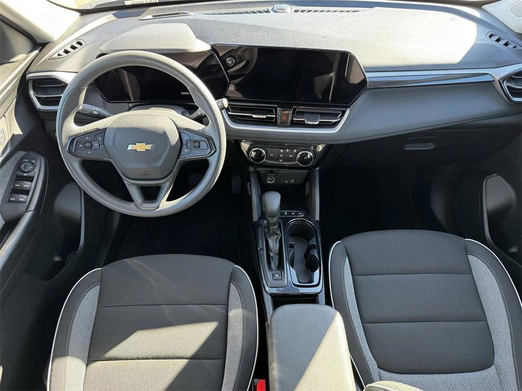 used 2025 Chevrolet TrailBlazer car, priced at $21,691
