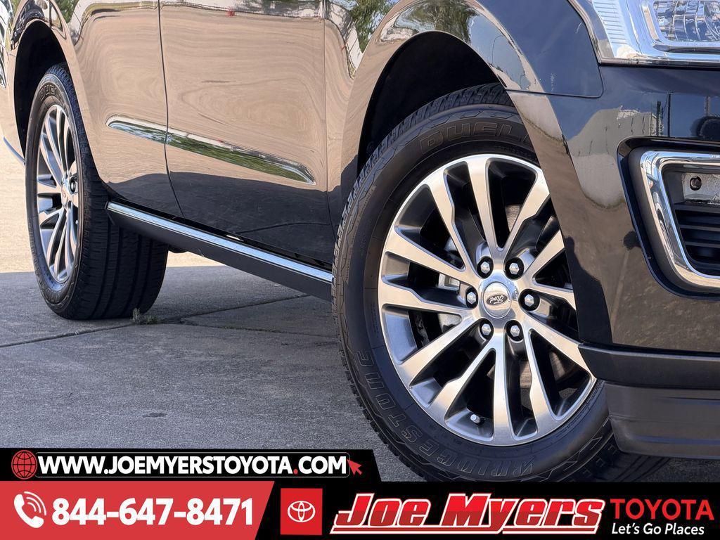 used 2018 Ford Expedition car, priced at $19,891