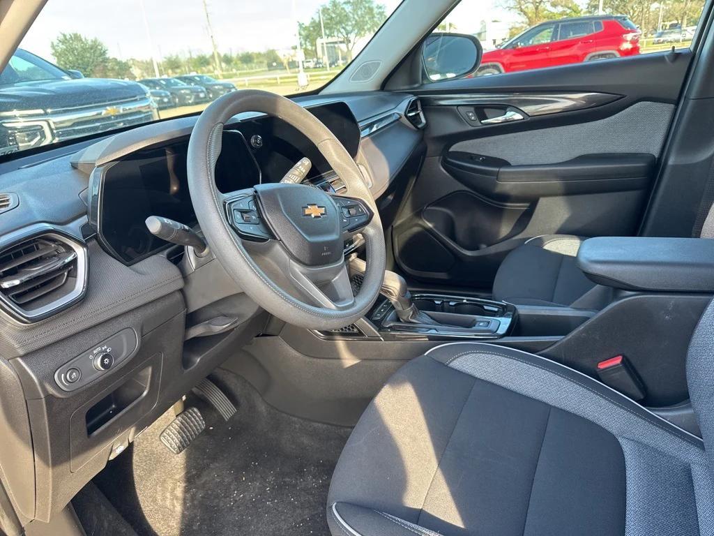 used 2025 Chevrolet TrailBlazer car, priced at $20,991