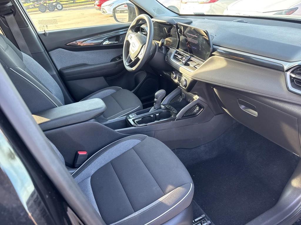 used 2025 Chevrolet TrailBlazer car, priced at $20,991