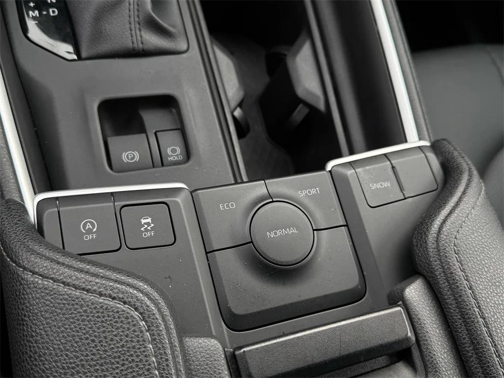 used 2025 Toyota Grand Highlander car, priced at $39,691