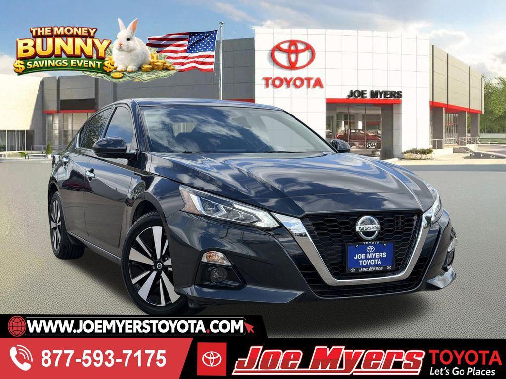 used 2022 Nissan Altima car, priced at $21,320