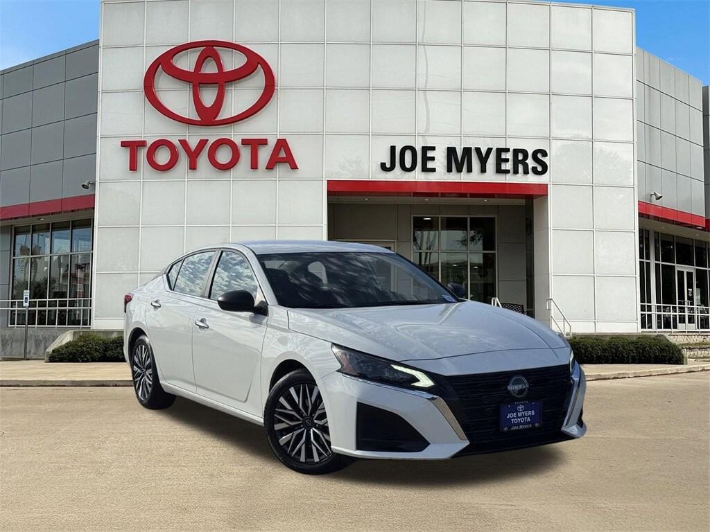 used 2025 Nissan Altima car, priced at $18,691