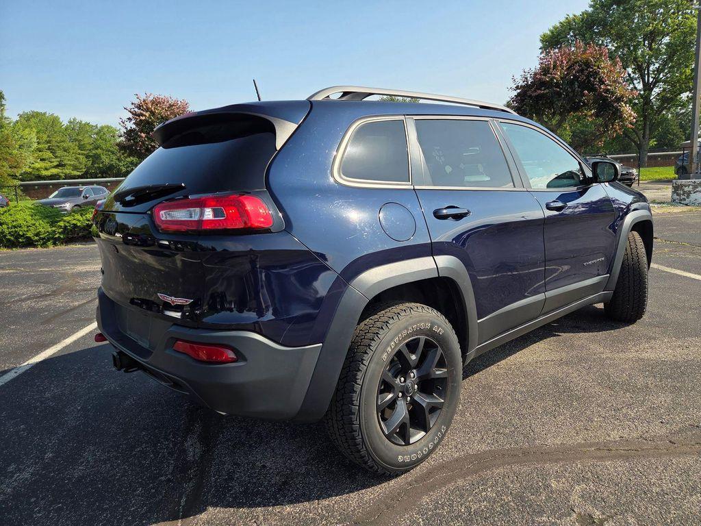 used 2016 Jeep Cherokee car, priced at $17,595