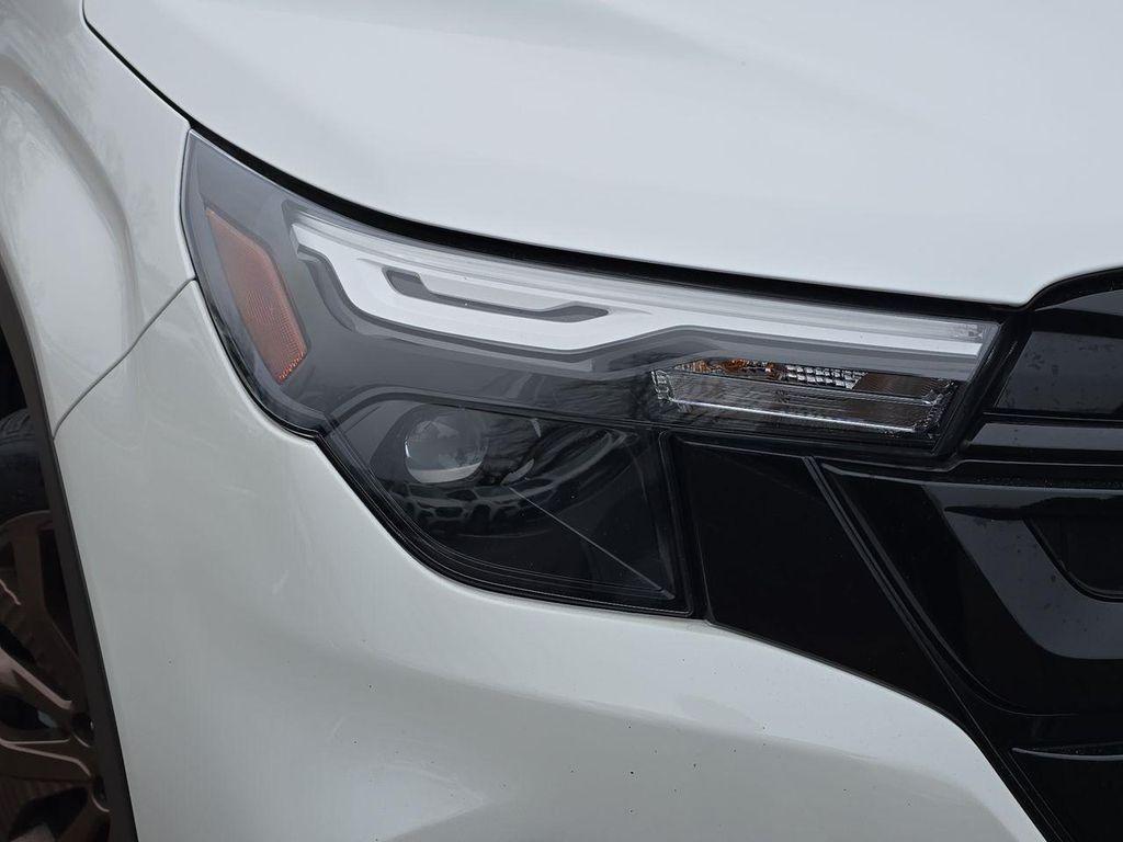 used 2025 Subaru Forester car, priced at $32,399