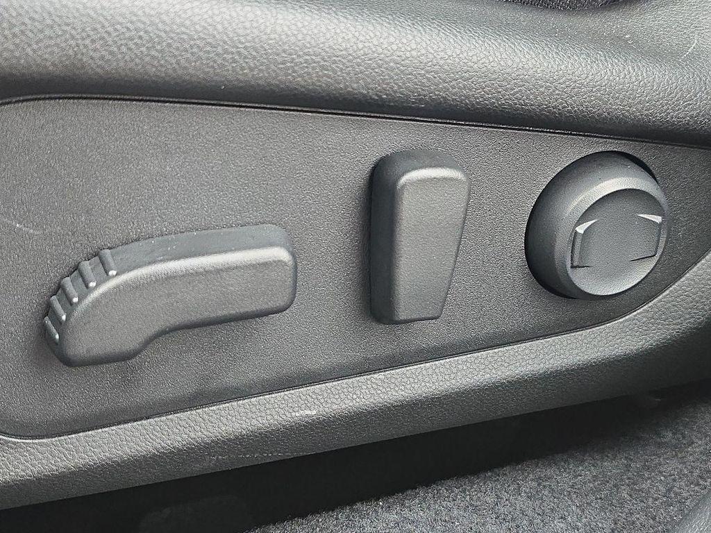 used 2025 Subaru Forester car, priced at $32,399