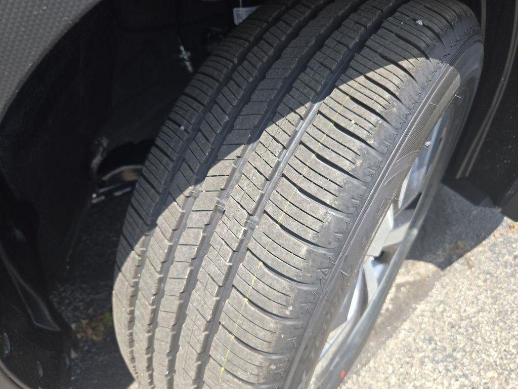 new 2025 Subaru Ascent car, priced at $42,275