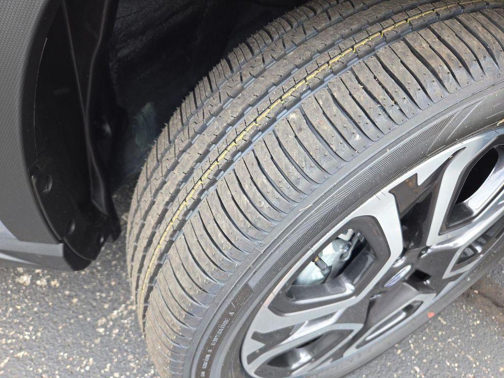 new 2025 Subaru Ascent car, priced at $50,329