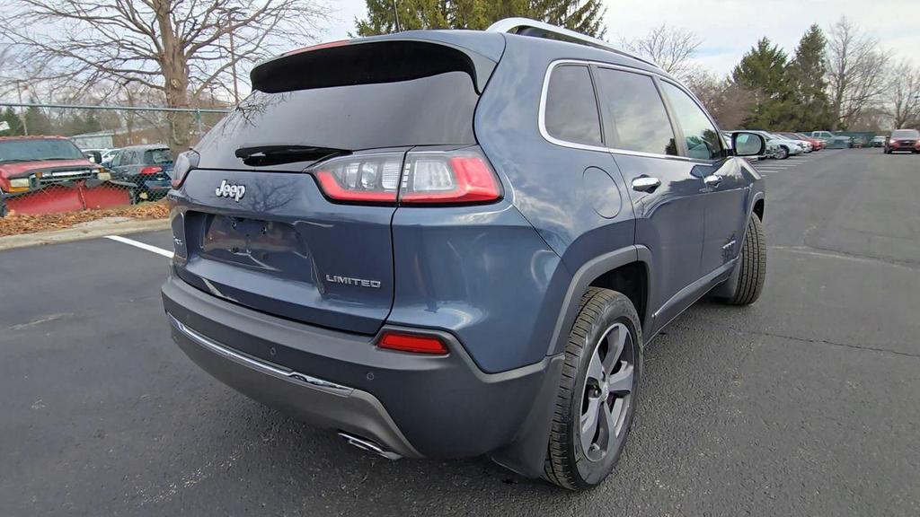 used 2019 Jeep Cherokee car, priced at $12,995