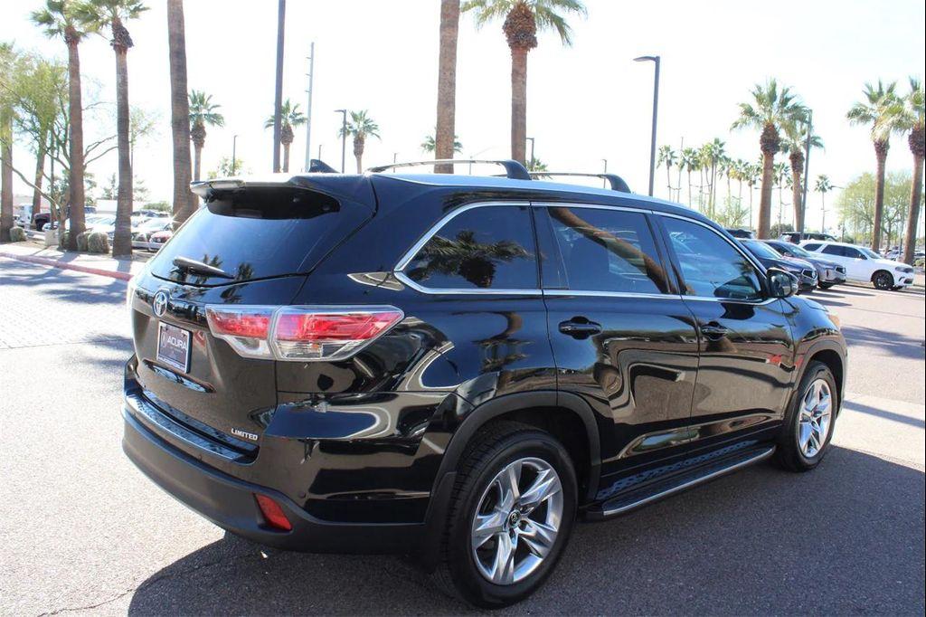 used 2016 Toyota Highlander car, priced at $18,988