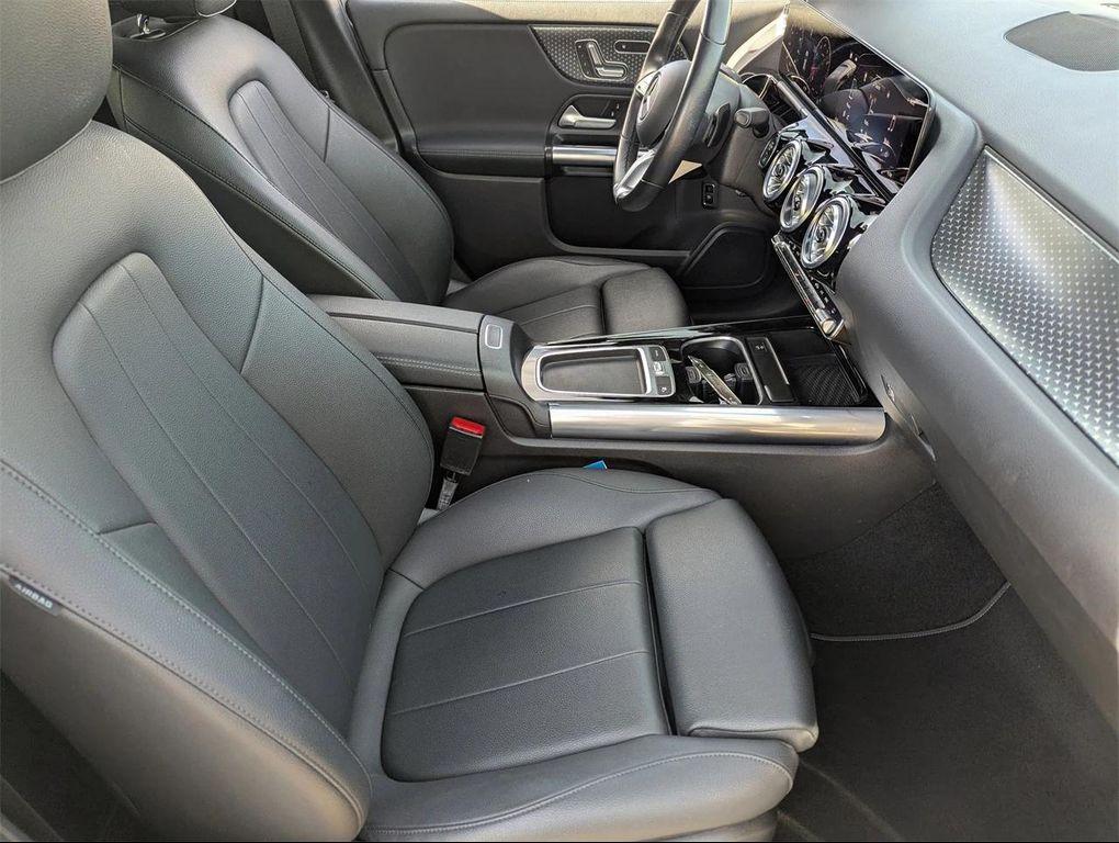 used 2025 Mercedes-Benz GLA 250 car, priced at $32,988