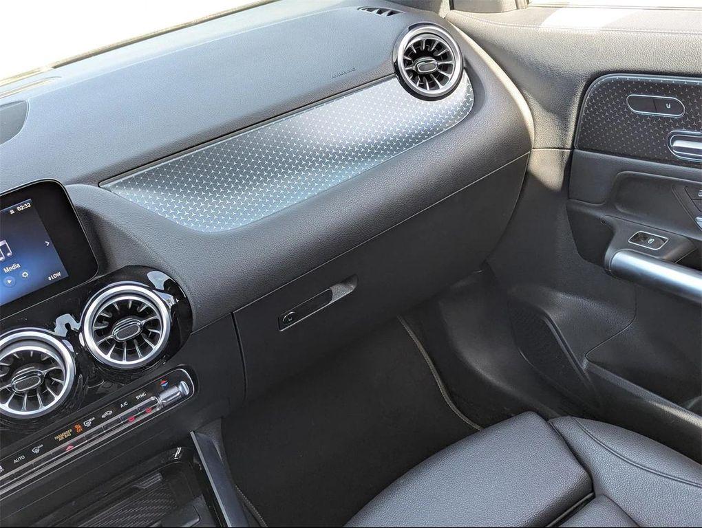 used 2025 Mercedes-Benz GLA 250 car, priced at $32,988