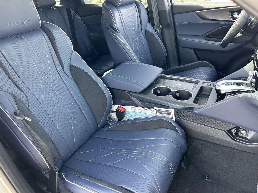 new 2026 Acura MDX car, priced at $77,300