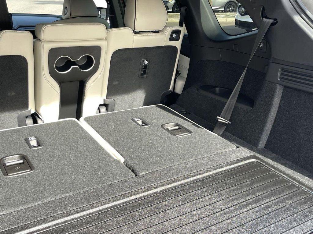 new 2026 Acura MDX car, priced at $77,900