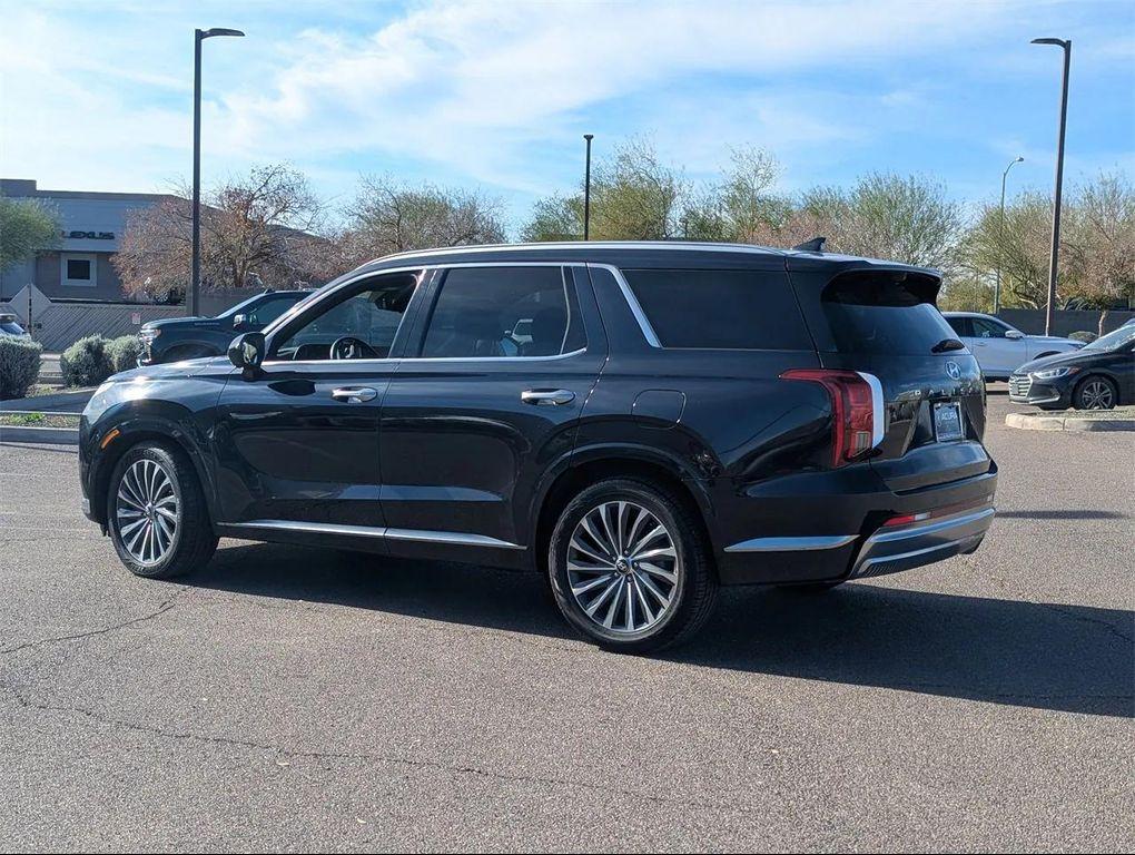 used 2024 Hyundai Palisade car, priced at $32,988