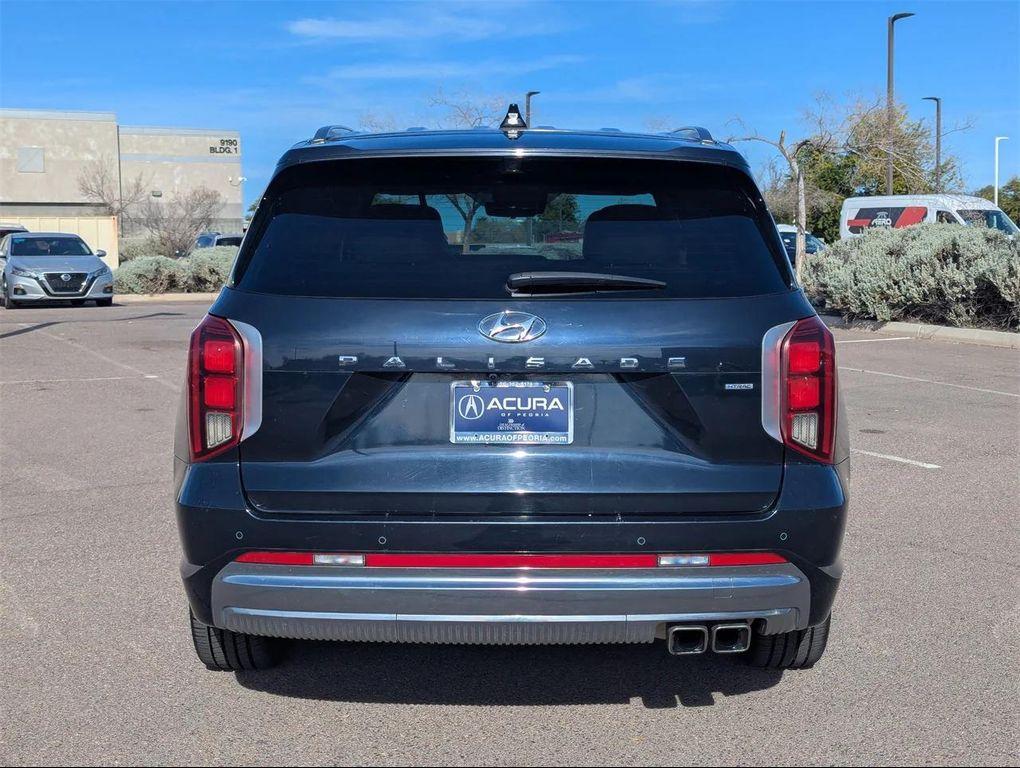 used 2024 Hyundai Palisade car, priced at $32,988