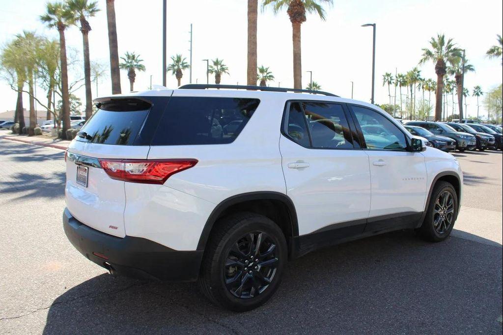 used 2021 Chevrolet Traverse car, priced at $21,488