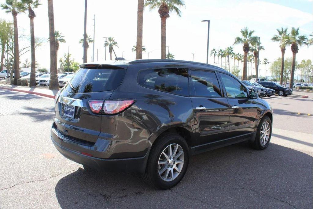 used 2017 Chevrolet Traverse car, priced at $9,988