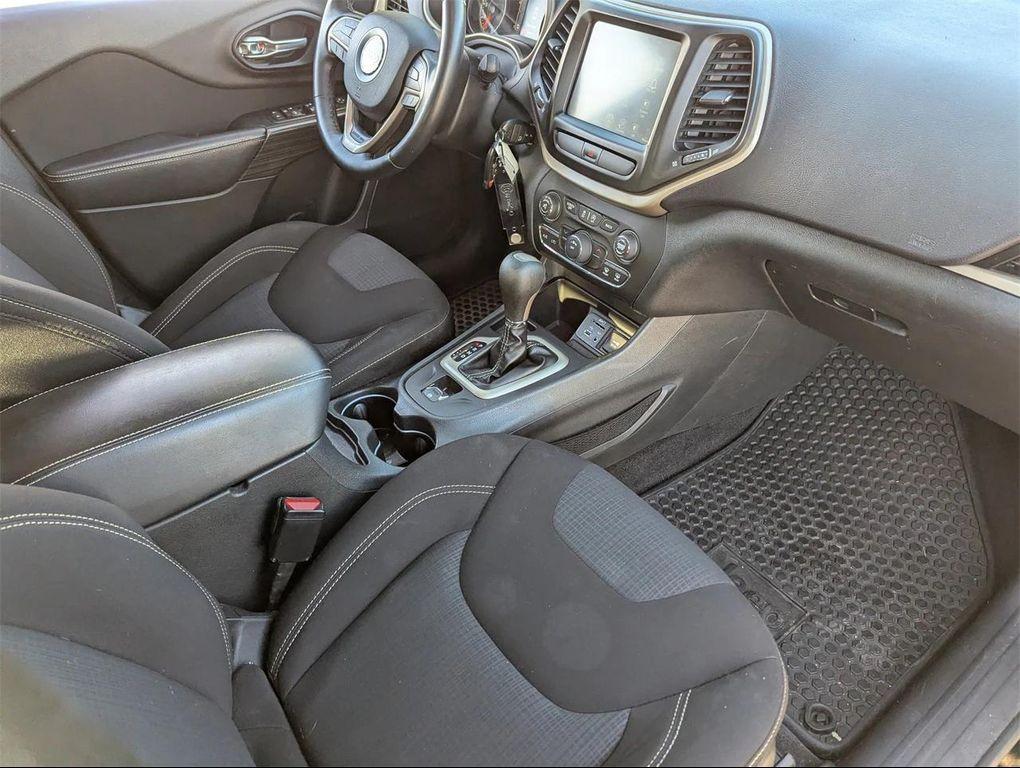 used 2016 Jeep Cherokee car, priced at $8,488