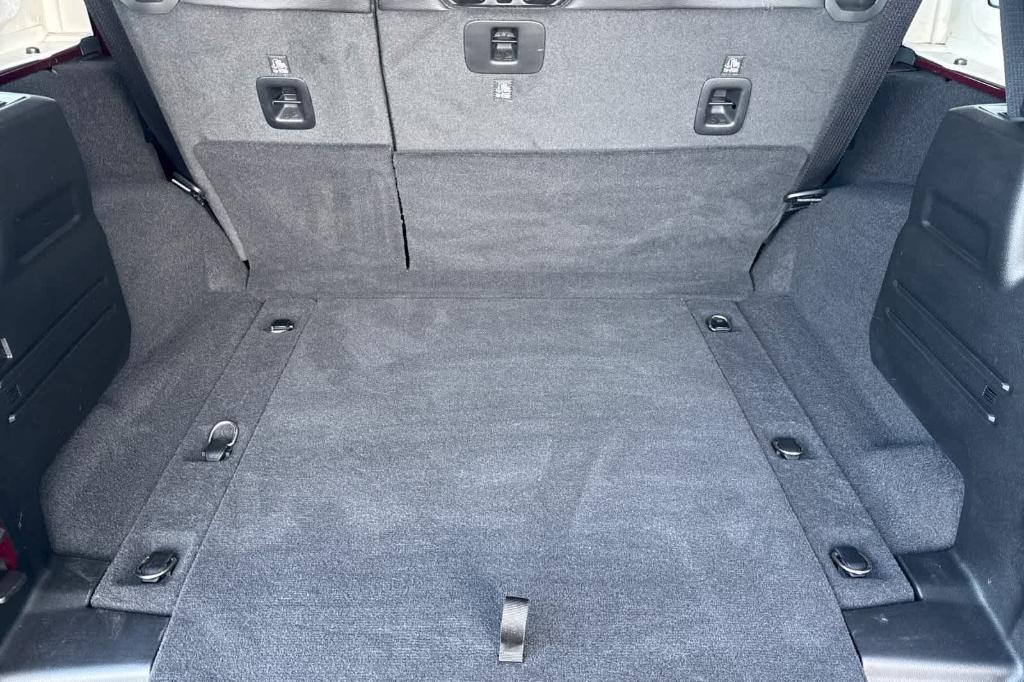 used 2021 Jeep Wrangler Unlimited car, priced at $33,697