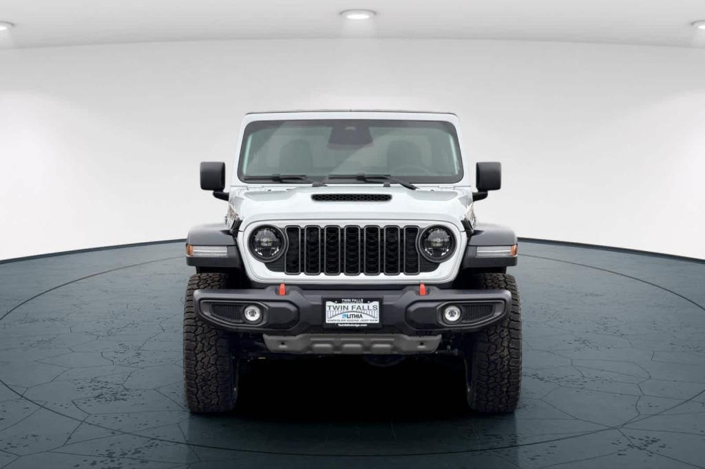 new 2026 Jeep Gladiator car, priced at $55,925