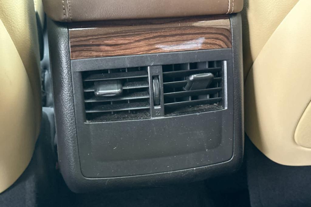 used 2015 Toyota Avalon Hybrid car, priced at $15,997