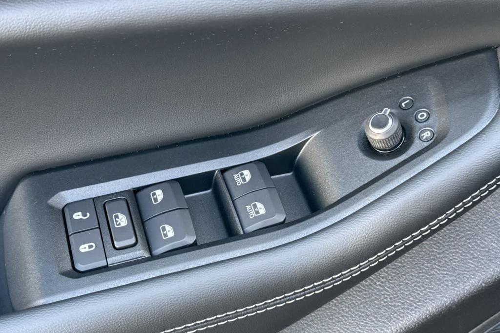 new 2026 Jeep Grand Cherokee car, priced at $45,497