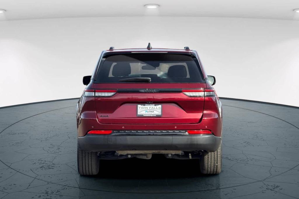 used 2023 Jeep Grand Cherokee car, priced at $31,497
