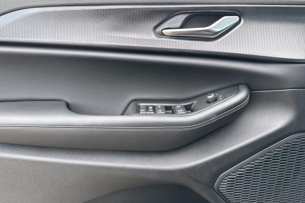 new 2025 Jeep Grand Cherokee car, priced at $37,620