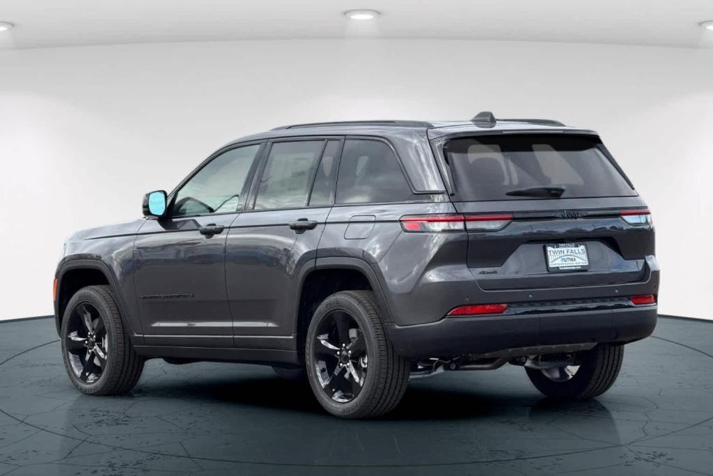 new 2025 Jeep Grand Cherokee car, priced at $39,620