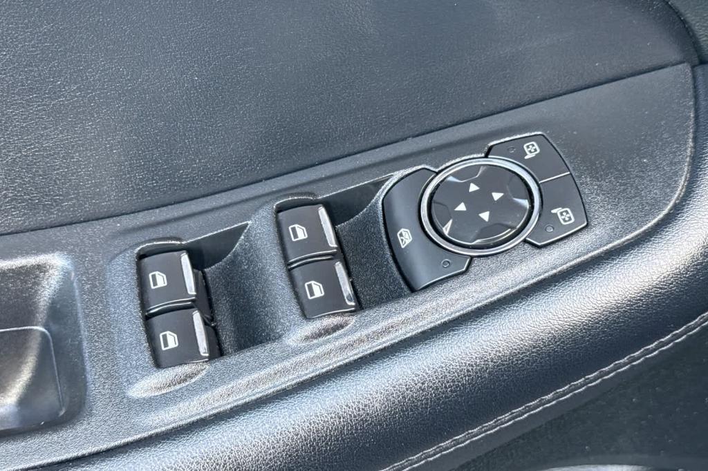 used 2022 Ford Edge car, priced at $18,997