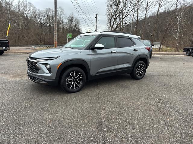 used 2025 Chevrolet TrailBlazer car, priced at $27,850