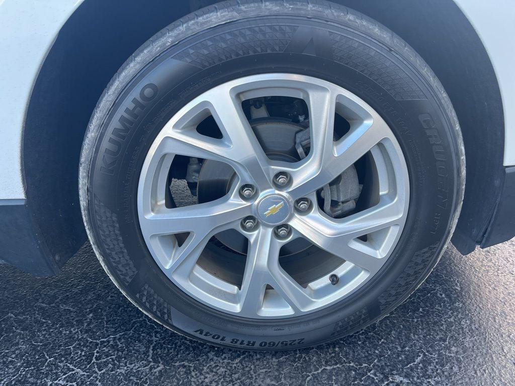 used 2018 Chevrolet Equinox car, priced at $15,998