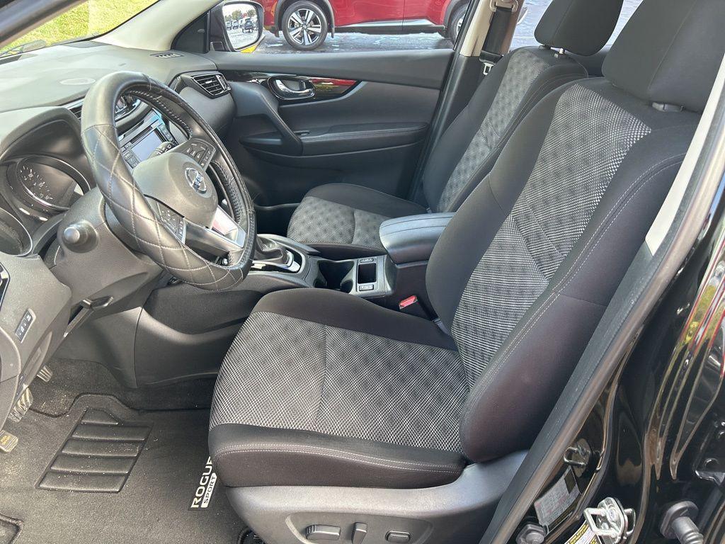 used 2022 Nissan Rogue Sport car, priced at $19,998