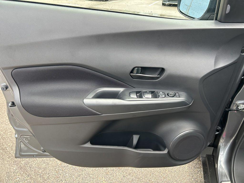 new 2025 Nissan Kicks car, priced at $18,260