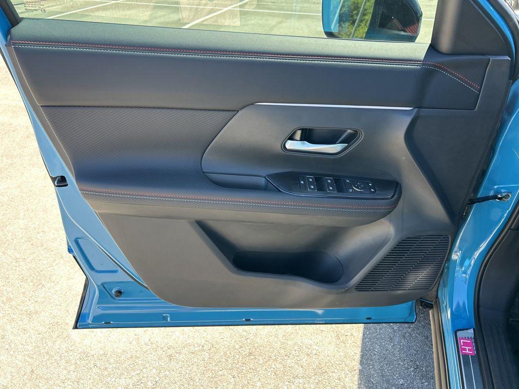 new 2026 Nissan Kicks car, priced at $29,594