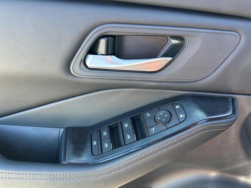 new 2026 Nissan Rogue car, priced at $29,445