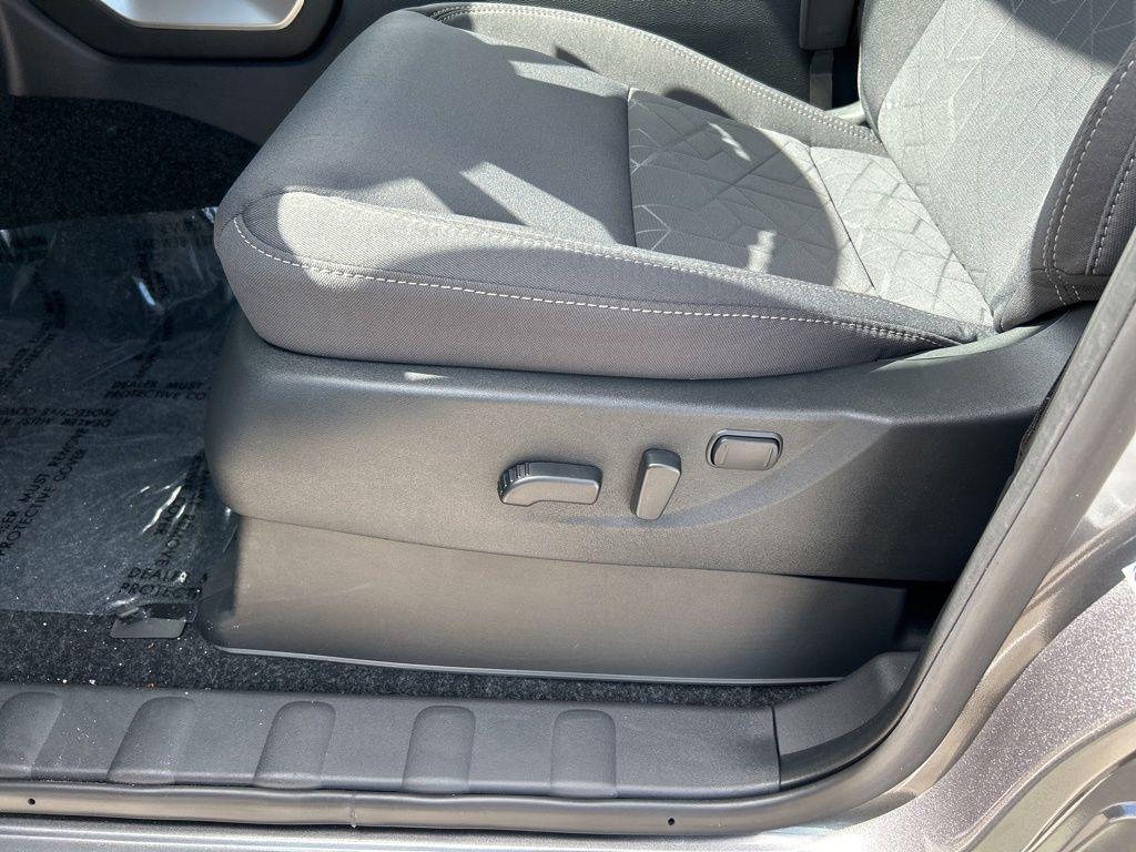 new 2026 Nissan Frontier car, priced at $36,575