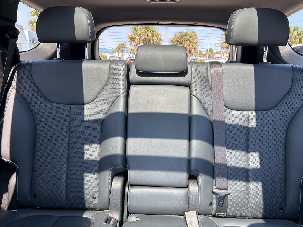 used 2022 Hyundai Santa Fe car, priced at $23,998