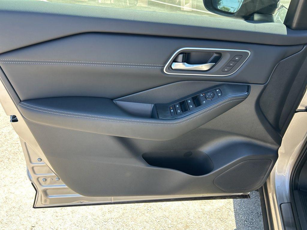 new 2026 Nissan Rogue car, priced at $38,070