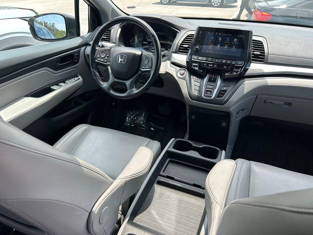 used 2024 Honda Odyssey car, priced at $34,998