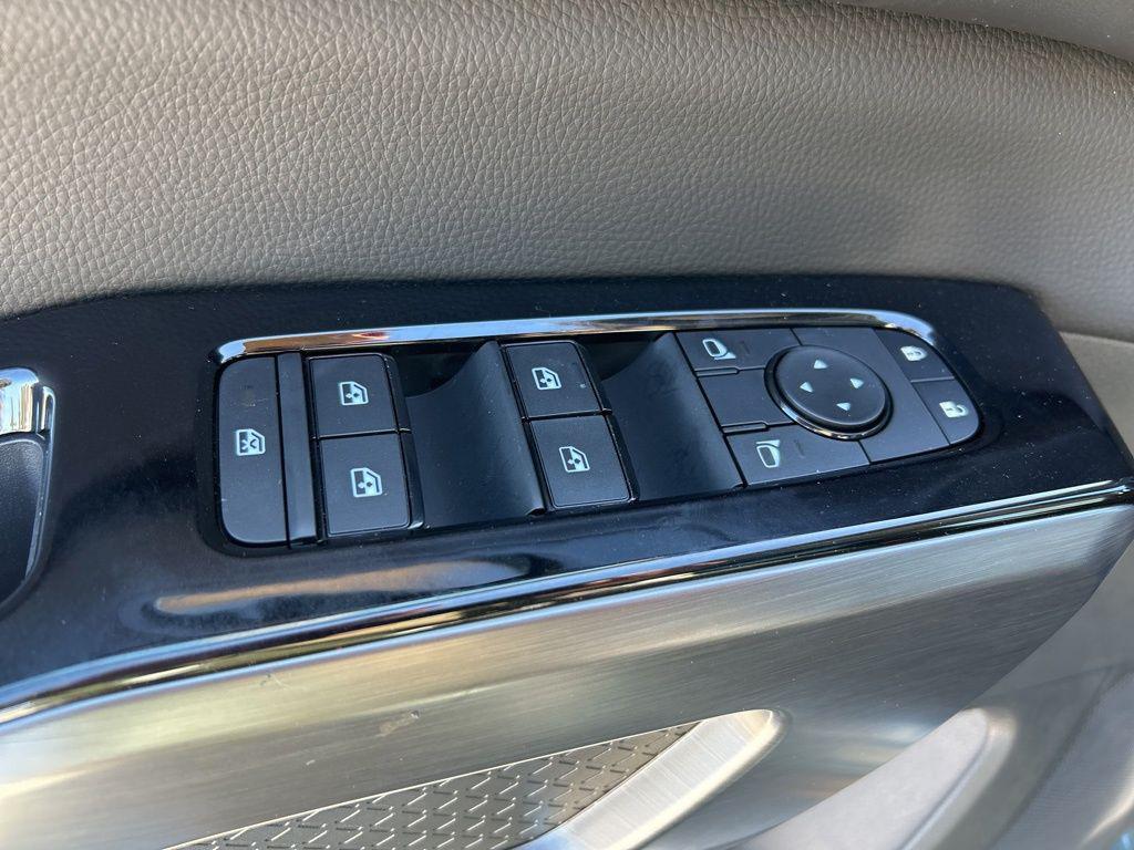 new 2026 Nissan Pathfinder car, priced at $43,990