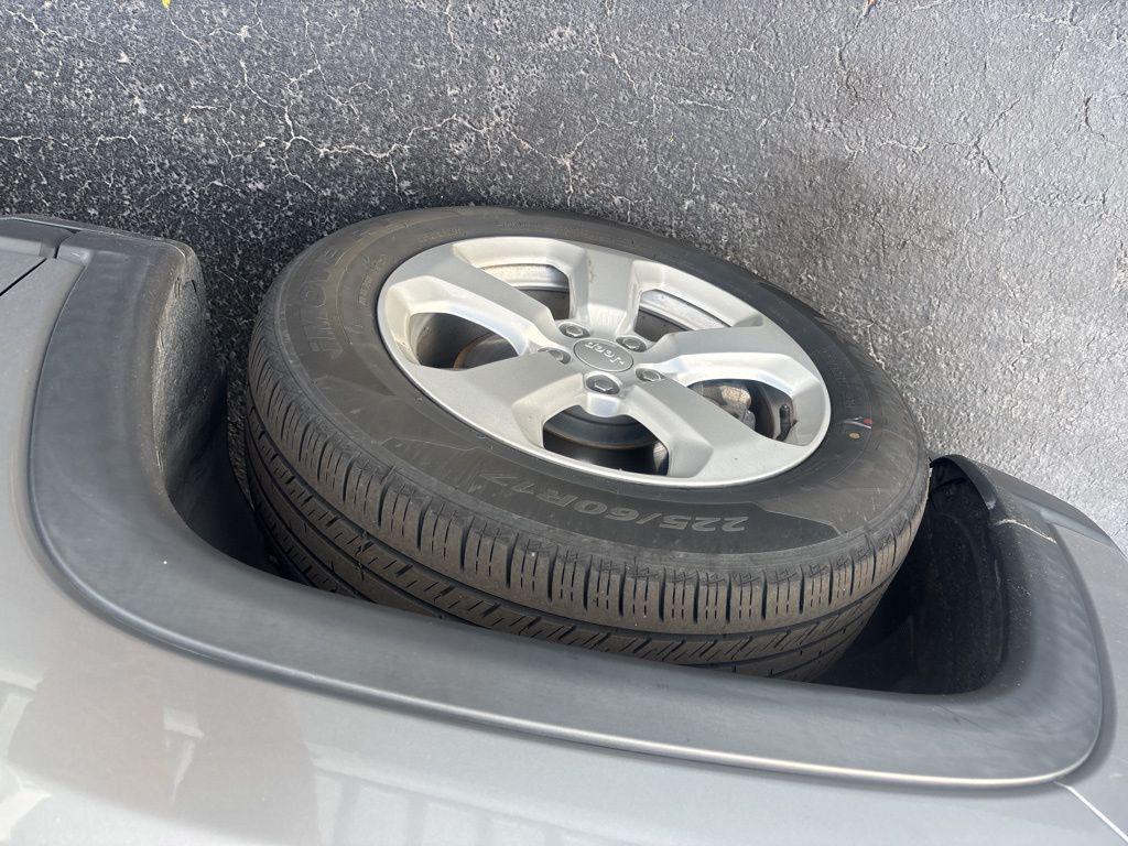 used 2022 Jeep Compass car, priced at $15,498