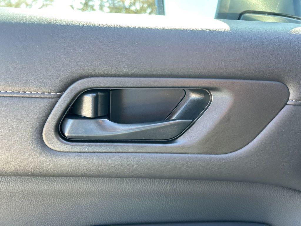 new 2026 Nissan Pathfinder car, priced at $37,812